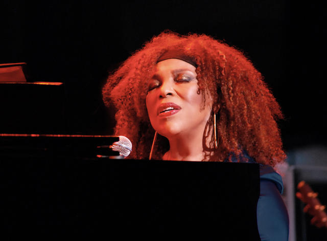 Roberta Flack - © Jeri Jones Photography