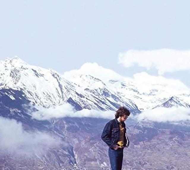 Now Available: Chris Bell, I Am the Cosmos