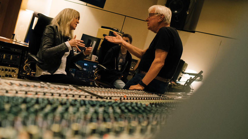 Photo by Simon Whitehead 