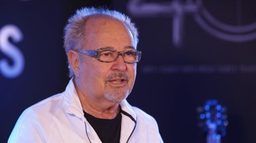 Mick Jones of Foreigner - “Juke Box Hero” Track By Track Commentary Video 